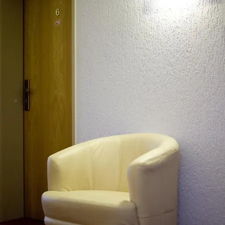Hotel Flora 3*