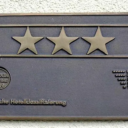 Flora Hotel