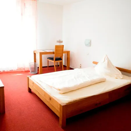 Flora ホテル ドルマーゲン